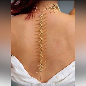 Avant-Garde Spine Back Necklace
